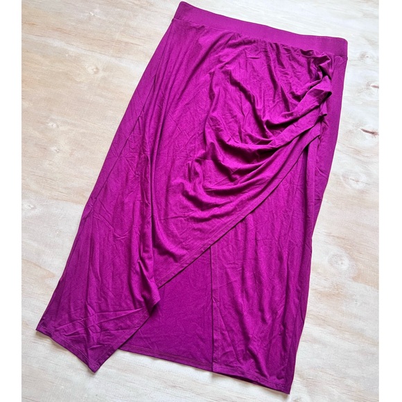 Halara Ruched Split Hem Bodycon Midi Casual Skirt⭐️ - Picture 5 of 8